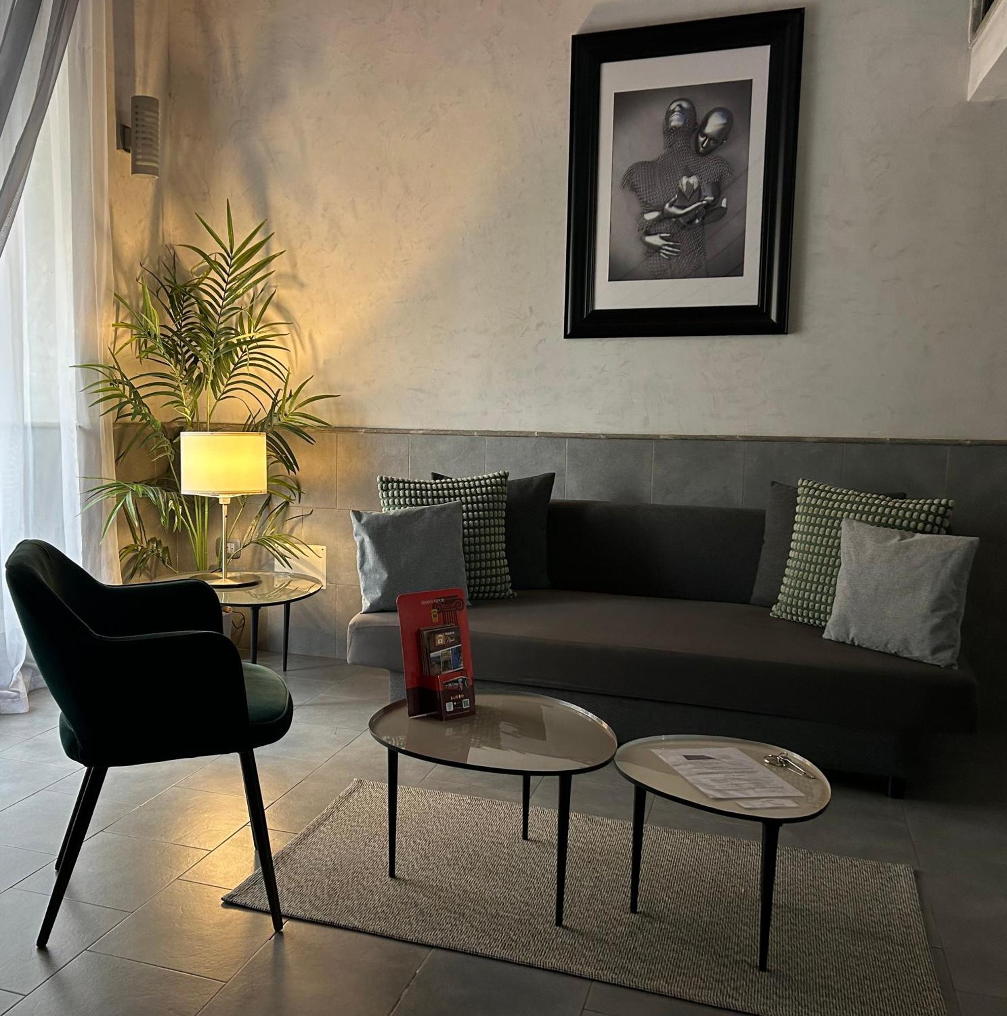 A Un Passo Dal Castello Maschio Angioino Appartment Napoli Eksteriør bilde